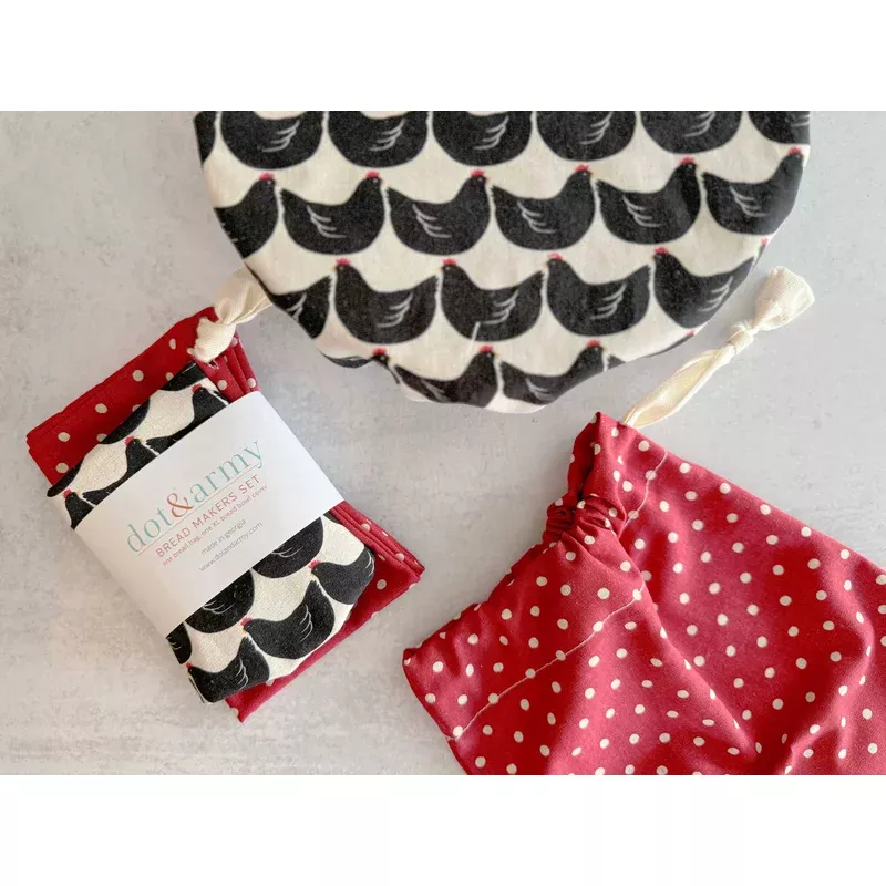 chicken-red-dot-bread-makers-set-linen-blend CHICKEN AND RED DOT BREAD MAKERS SET- LINEN BLEND